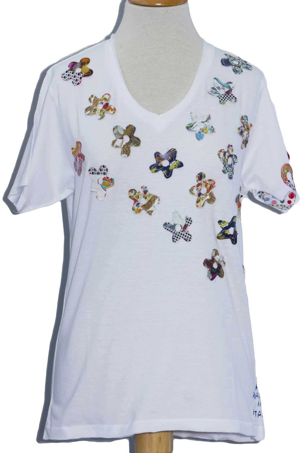T-shirt in puro cotone bianca boxy fit con ricamo floreale PIOMBO da Donna T-shirt in puro cotone bianca boxy fit con ricamo floreale PIOMBO da Donna
